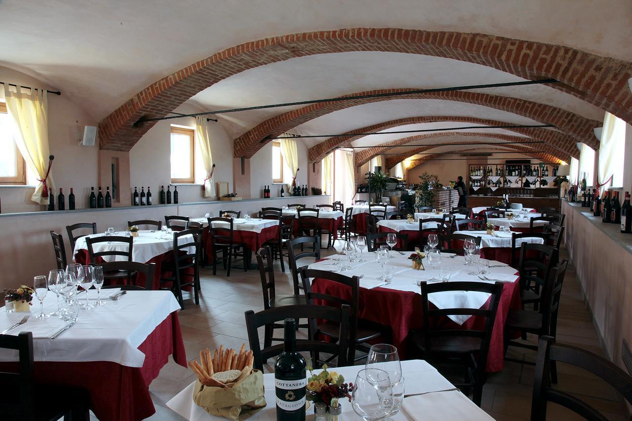 סטימו טורינזה Hotel Ultimo Borgo מראה חיצוני תמונה