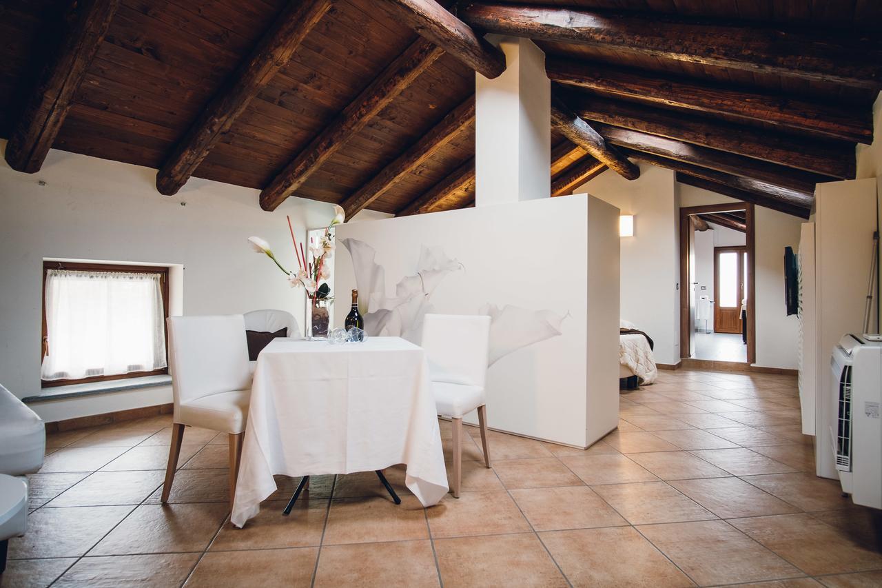 סטימו טורינזה Hotel Ultimo Borgo מראה חיצוני תמונה